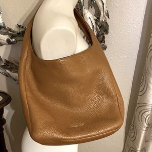 MK neutral leather large hobo bag. Side pocket, secure zip top & key holder fob.